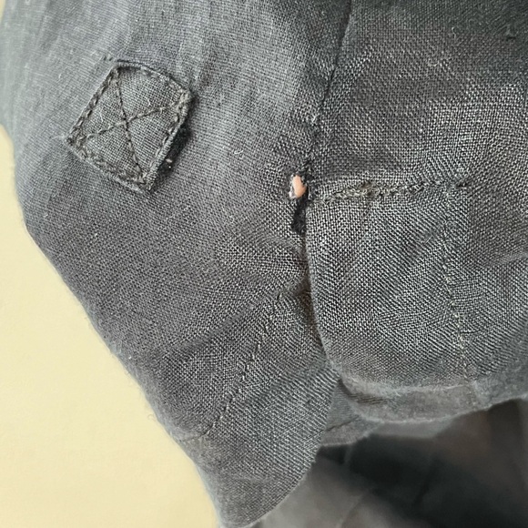 Isaac Mizrahi 100% Linen Black Minimalist Contemporary 3/4 Sleeve Tunic Top - Picture 10 of 14